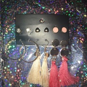 6 pairs of earrings